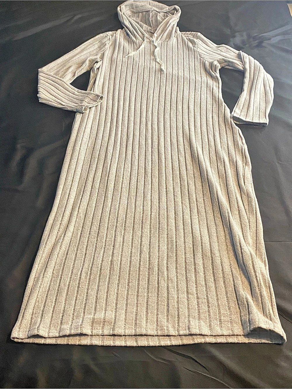 Women's Gray Ribbed Knit Hooded Long Sleeve Pullover Maxi Sweater Dress